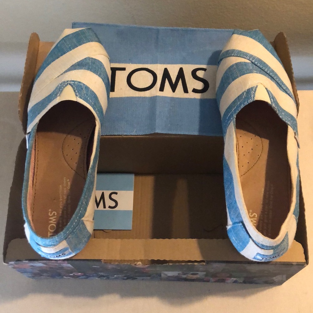 Womens Toms